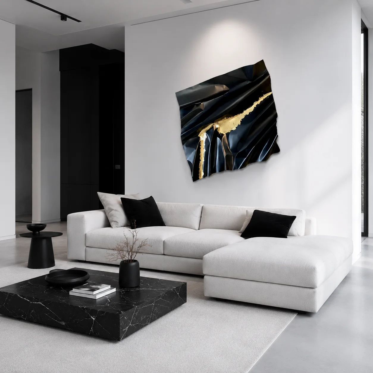 Escultura de Pared Negra con hoja de Oro - imagen 2